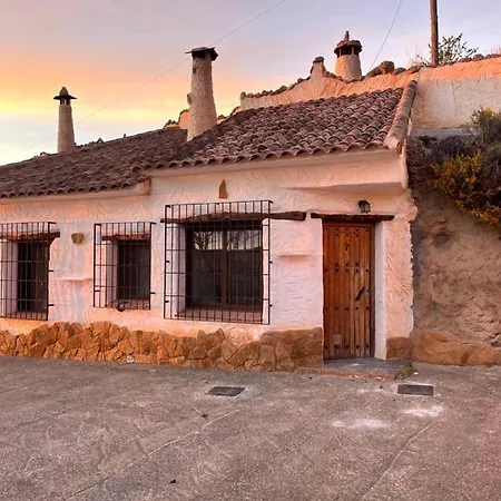 Cuevas El Atochal Origenes Aparthotel