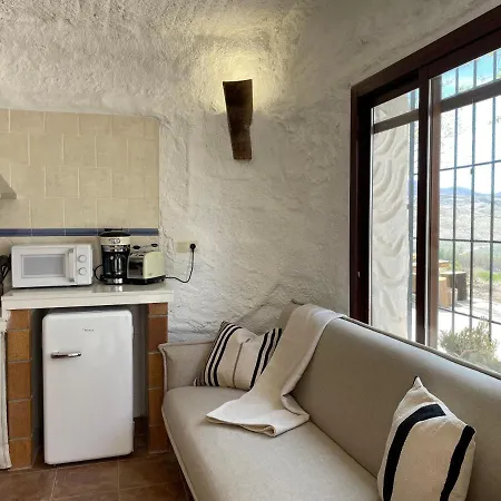 Cuevas El Atochal Origenes Aparthotel
