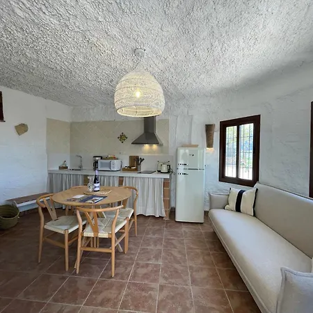 Cuevas El Atochal Origenes Aparthotel